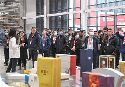 �Ӵ�����������ʱý����ʾ����(MMC)